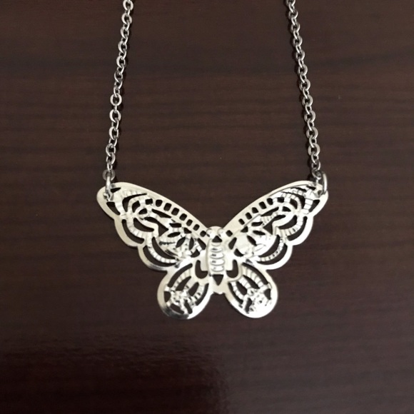 Filigree Silver Butterfly Necklace - Picture 4 of 4